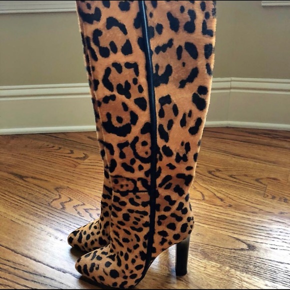 Roberto Cavalli  leopard print knee high boots. - Picture 3 of 5